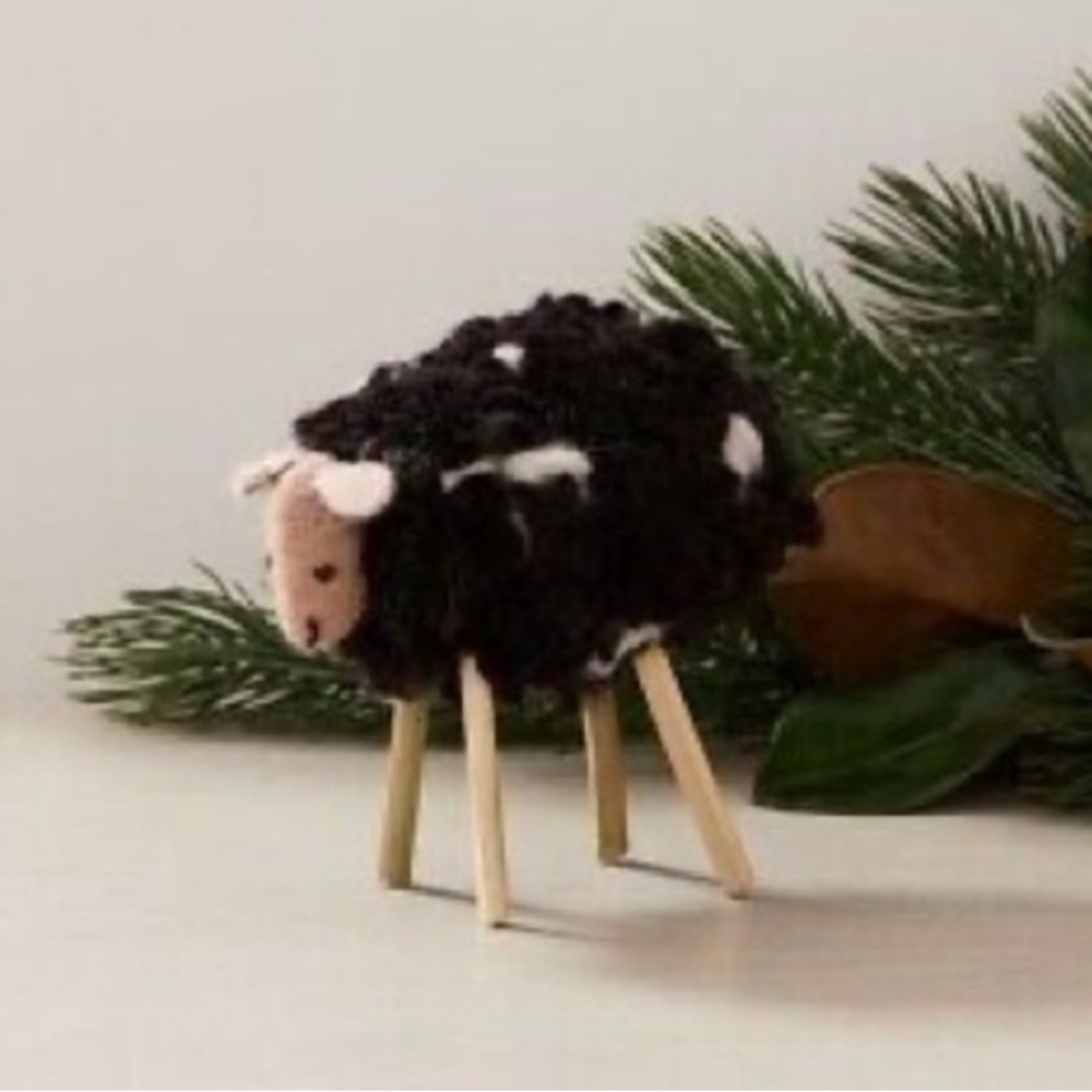 New West Elm Felt Wool Sheep Object / Decor Black with White Spots 51/2 X 6” - Picture 1 of 9